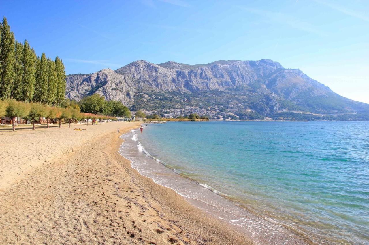 Center Apartment Pia Omiš Exteriör bild