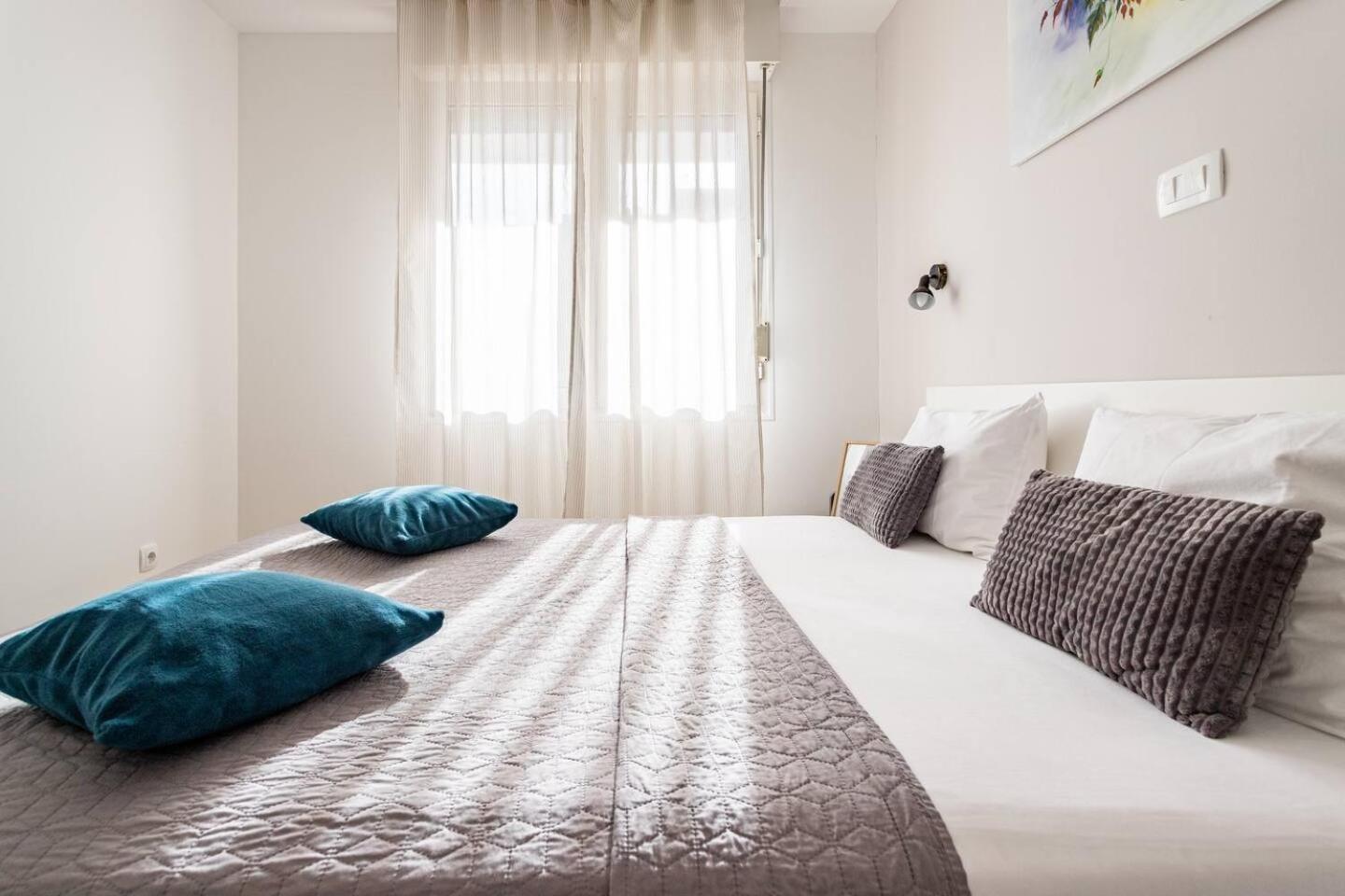 Center Apartment Pia Omiš Exteriör bild